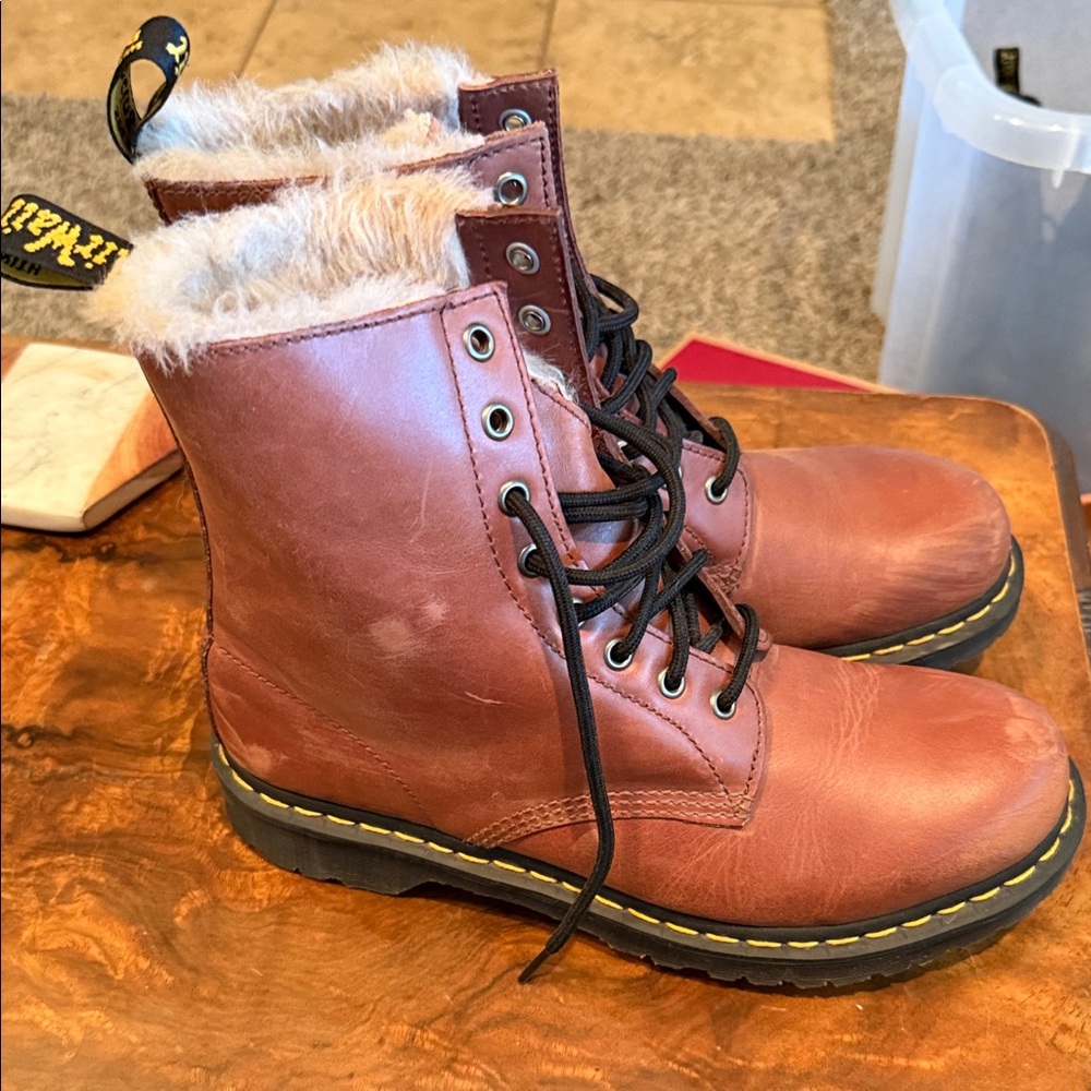 Dr. Martin Brown Leather Fur-Lined Boots - Picture 4 of 5